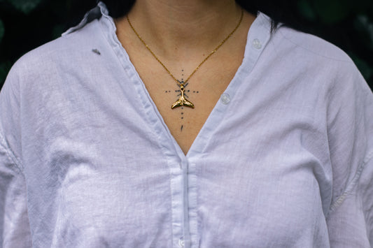 Tohorā Necklace